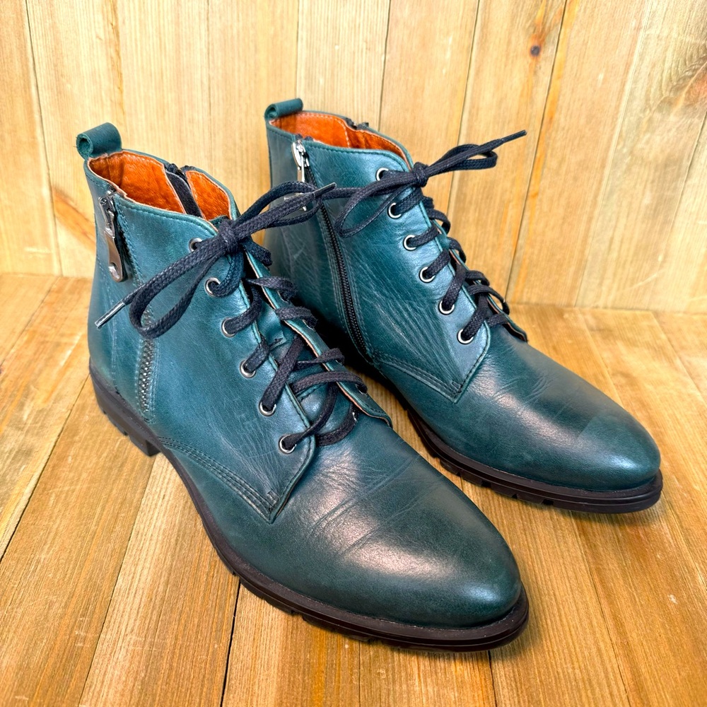 Elegant Teal Leather Ankle Boots